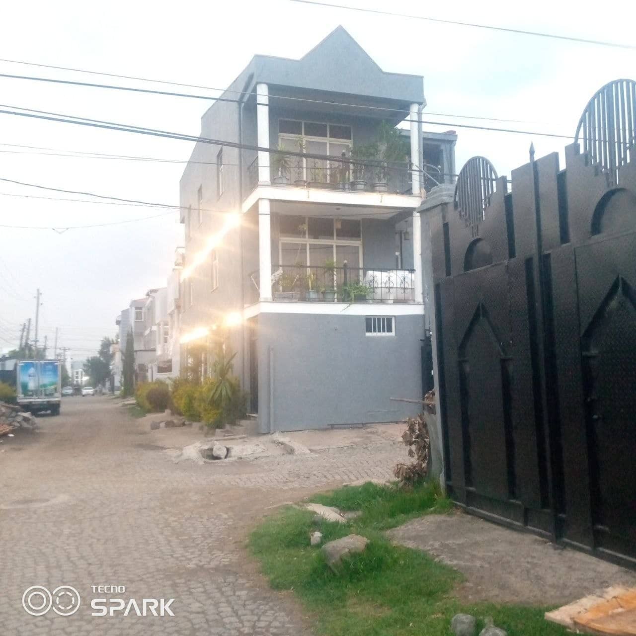 Modern House for Sale in Alembank
