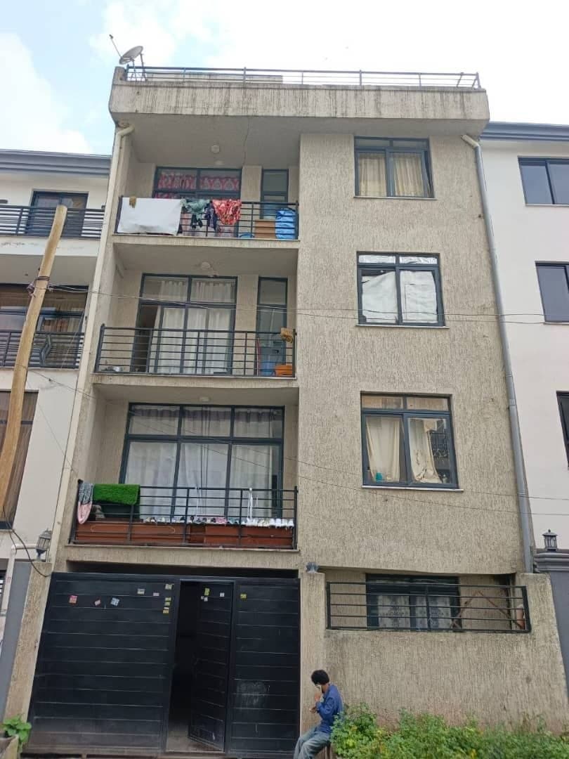 G+4 መኖሪያ ቤት - ሰሚት 72 አካባቢ — 1